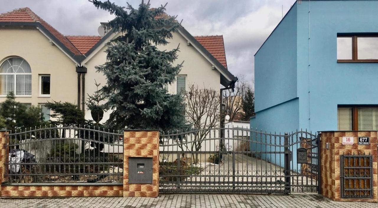 Klidne A Utulne Ubytovani Brno Stary Liskovec エクステリア 写真